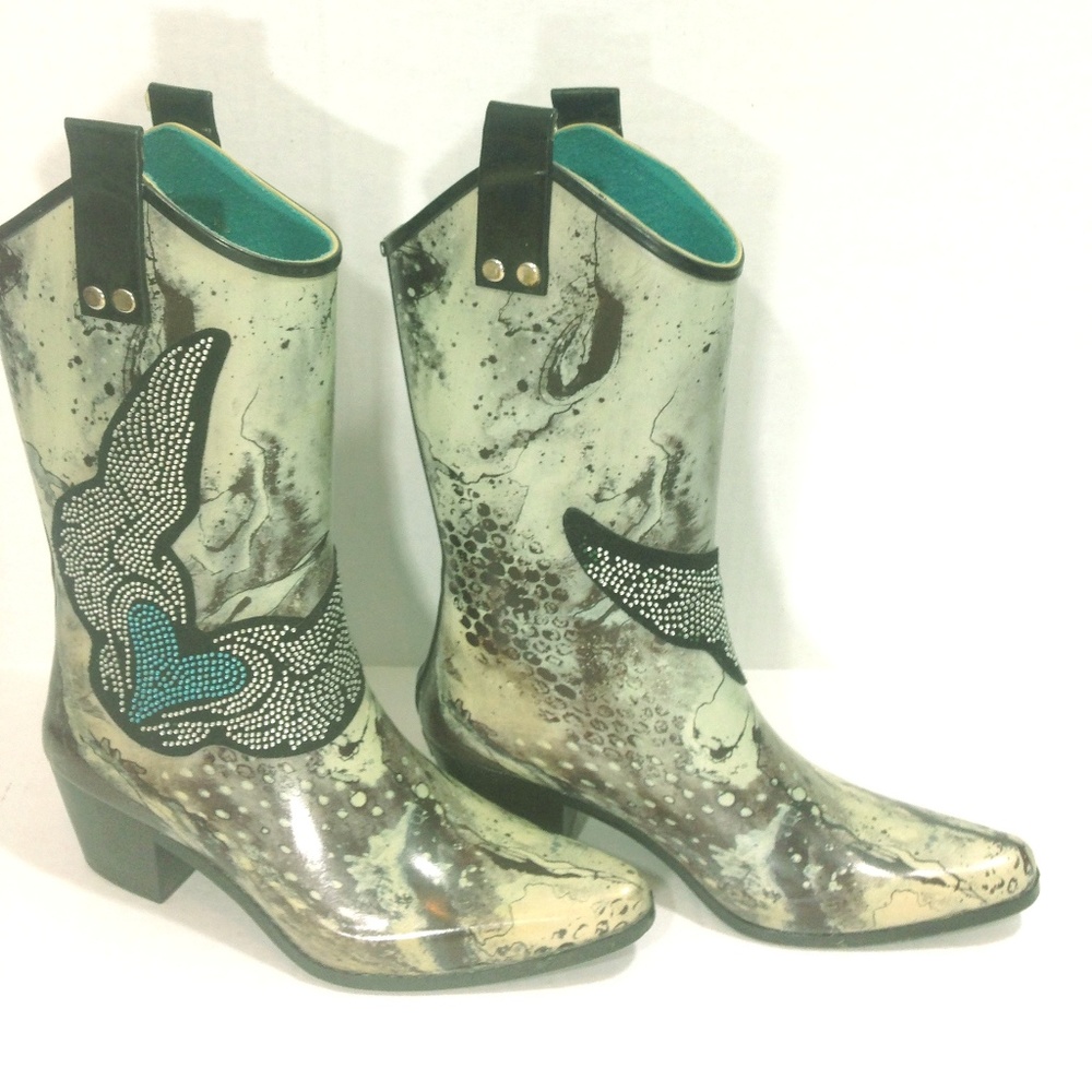 Beehive Rain Bops Jeweled Winged Heart Rain Boots